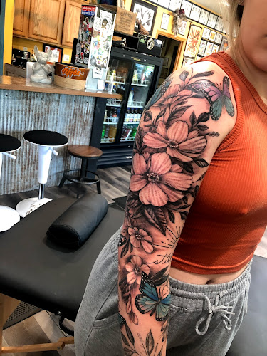 Gitchee Gumee Tattoo tattoo shop in Duluth, Minnesota
