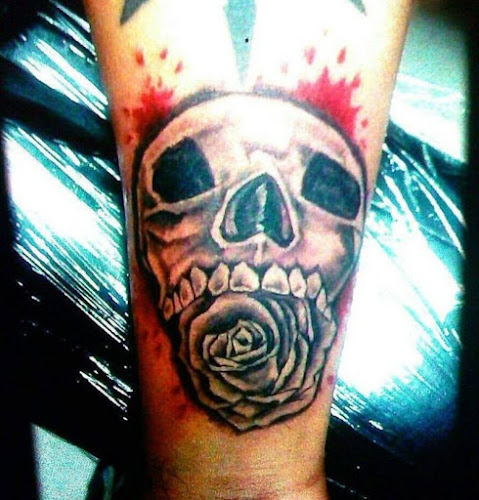 Twisted Sixs tattoo shop in Durham, North Carolina