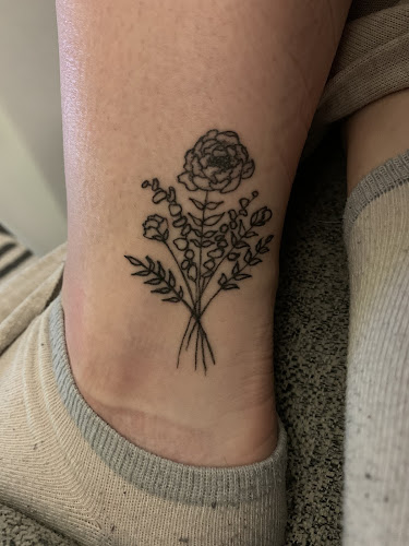 June Bug Tattoo tattoo shop in Eagle Rock, California