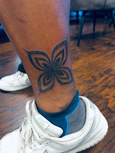 Obsidian Orchid Tattoos & Piercings tattoo shop in East Aurora, New York