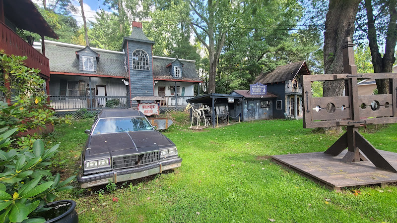 Blackthorne Resort tattoo shop in East Durham, New York