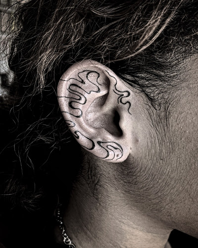 HELLPUNCH TATTOO tattoo shop in East Windsor, Connecticut