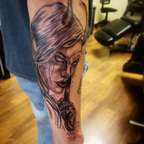 Dead Hamster Tattoo tattoo shop in El Paso, Texas