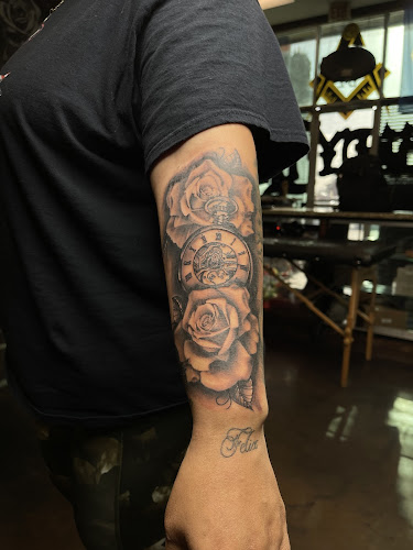 Steady Ink Tattoo & Art Gallery tattoo shop in El Paso, Texas