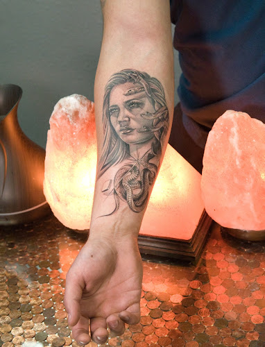 Tom Fooleries Tattoo tattoo shop in El Paso, Texas