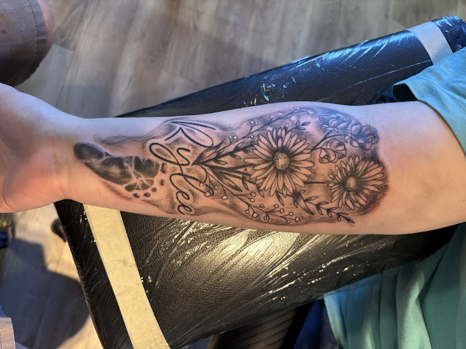 IA Studios Tattoos and Piercings tattoo shop in Elizabethtown, Kentucky