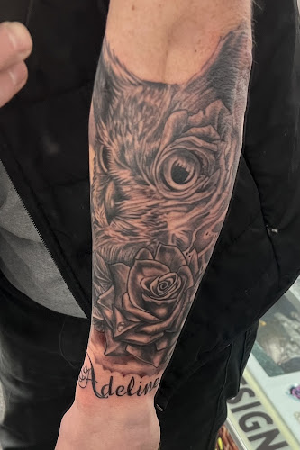 Papillon Reborn Tattoo & Art Studio tattoo shop in Enfield, Connecticut