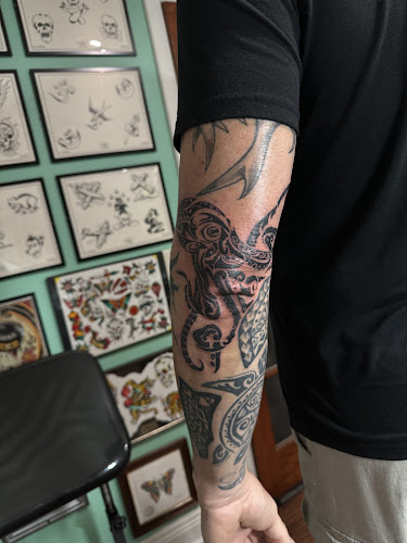 Lake Effect Tattoo Parlour tattoo shop in Erie, Pennsylvania