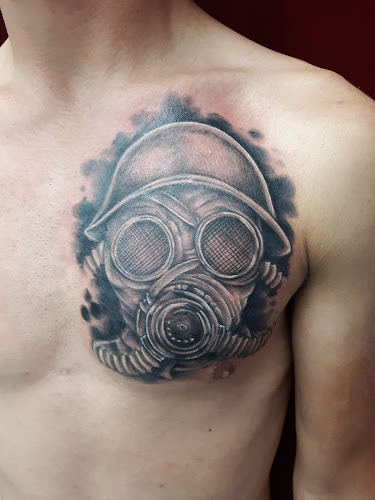 Supreme Ink Tattoo & Piercing tattoo shop in Eunice, Louisiana