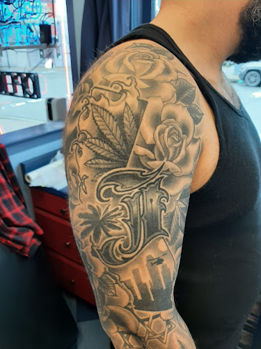 Sailor's Grave Tattoo tattoo shop in Eureka, California