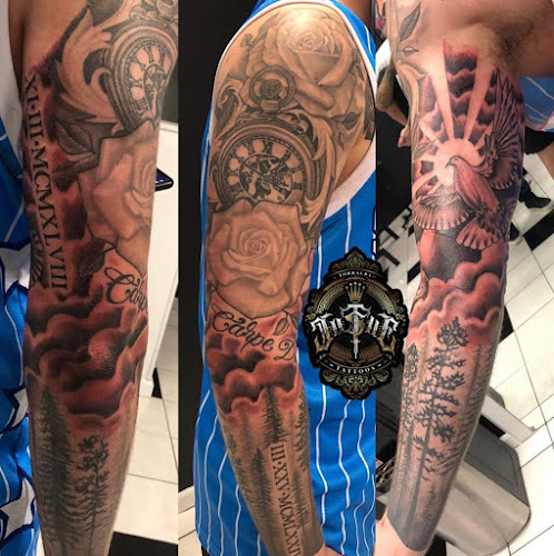 Addictive Ink Tattoo Studio, Almanegra tattoo shop in Everett, Washington