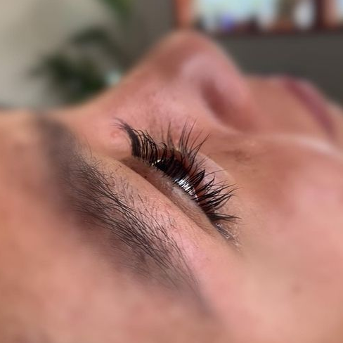 Life Ink by Bee tattoo shop in Everett, Washington