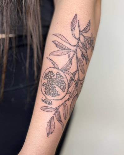 Arrowhead Tattoo tattoo shop in Fairfield, Iowa