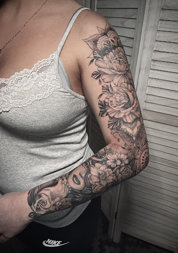 Liz’Art Ink tattoo tattoo shop in Farmingville, New York