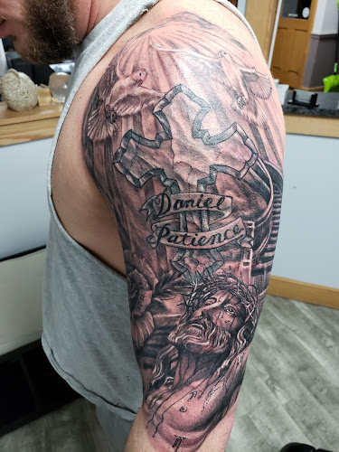 Acid Works Tattoos No Piercings tattoo shop in Flint, Michigan