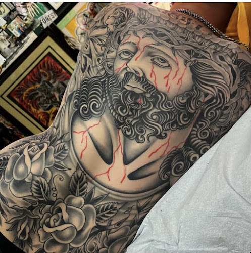 Consolidated Tattoo Parlour tattoo shop in Flint, Michigan