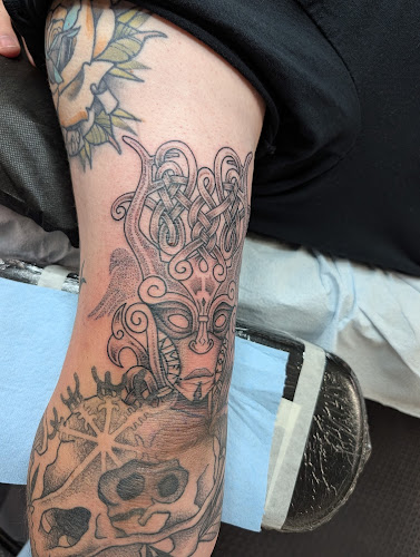 Mosaic Tattoo Studio tattoo shop in Florence, Kentucky