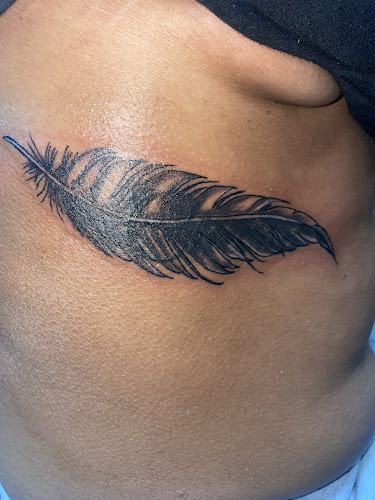 CanCundidit tattoo shop in Florissant, Missouri