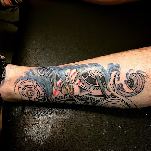 Kinetic Ink Tattoo Company tattoo shop in Folsom, California