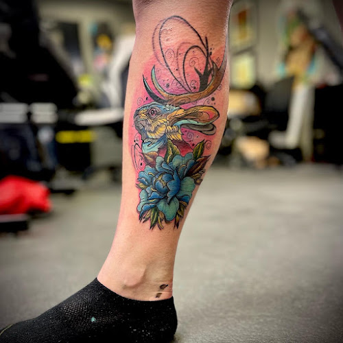 Fort Myers Tattoo tattoo shop in Fort Myers, Florida