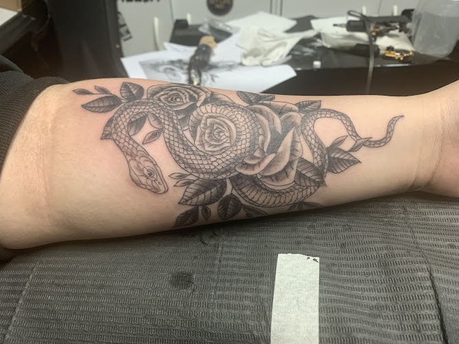 HOWL Tattoo & Piercing tattoo shop in Fort Myers, Florida