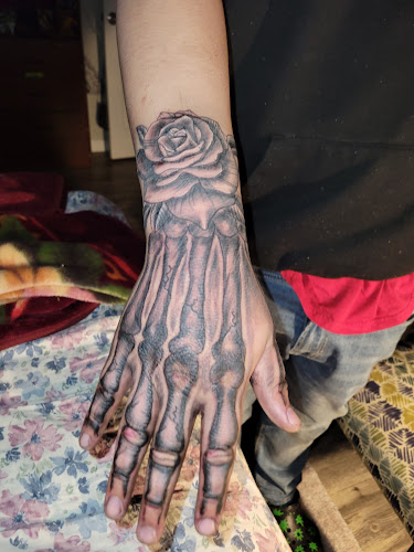 Ink Life Tattoos & Supplies tattoo shop in Fort Myers, Florida