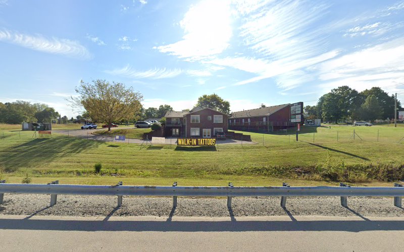 Black &Grey Tattoo and Piercing tattoo shop in Fox Chase, Kentucky