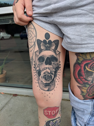 Eternal Tattoo And Body Piercing tattoo shop in Fremont, Nebraska