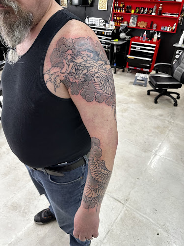 Cult Tattoo tattoo shop in Girard, Ohio