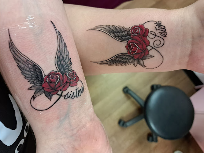 Crossroads Tattoo and Piercing Studio of Heber Springs tattoo shop in Heber Springs, Arkansas