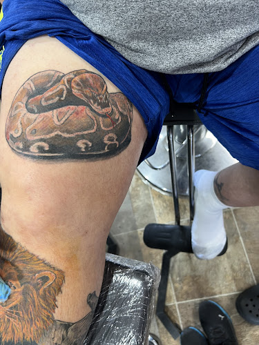 Sink-N Ink tattoo tattoo shop in Hebron, Ohio