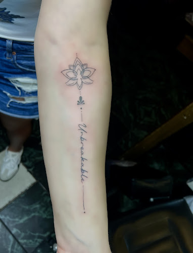 High Roller Tattoo Studio tattoo shop in Hicksville, New York