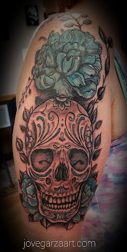 Outlaw Ink Custom Tattoos LLC tattoo shop in Hillsdale, Michigan