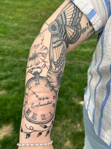 Southern Draw Tattoos & Piercings tattoo shop in Ironton, Ohio