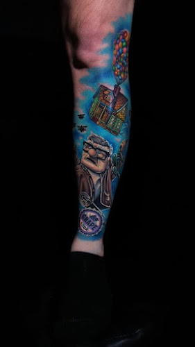 Zero Regrets Tattoo and Piercing tattoo shop in Jackson, Tennessee