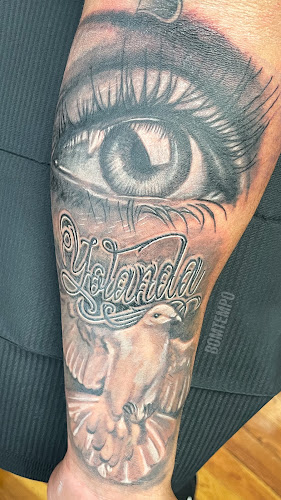 Queen Tattoo Co. tattoo shop in Jacksonville Beach, Florida