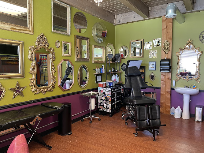 Bombshell Body Art tattoo shop in Janesville, Wisconsin