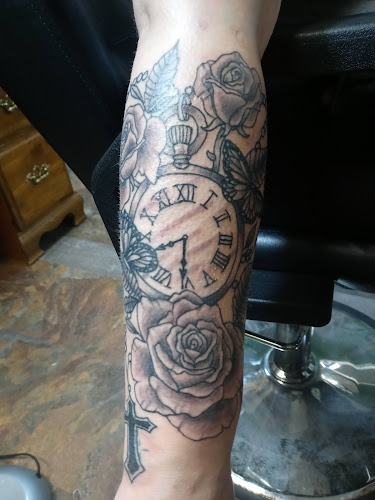 Beautiful Body Tattoo and Piercings tattoo shop in Kansas City, Missouri