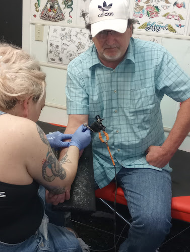 Illustrated Man Tattoo Studio tattoo shop in Kansas City, Missouri