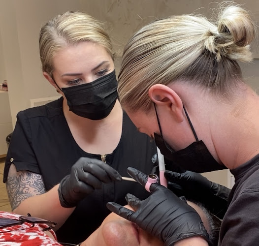 RK Studios - Microblading & Permanent Makeup Academy tattoo shop in Kansas City, Missouri