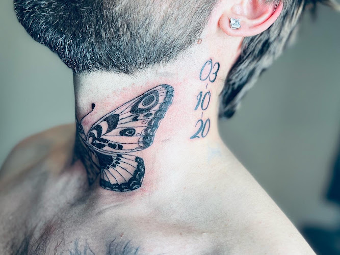 TJ TATZ tattoo shop in Kansas City, Missouri