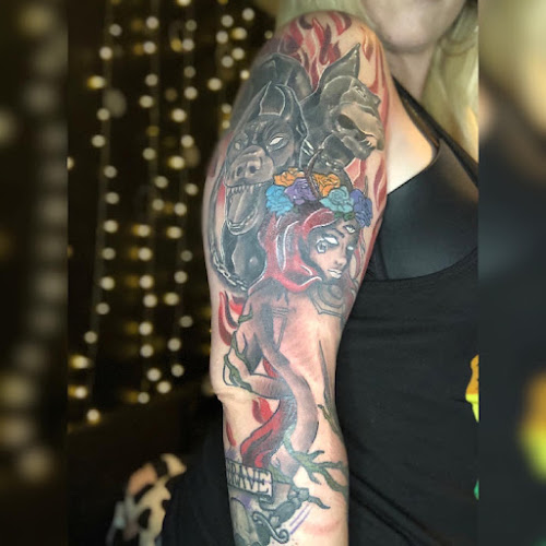 RocArt Tattoo & Piercing tattoo shop in Kettering, Ohio