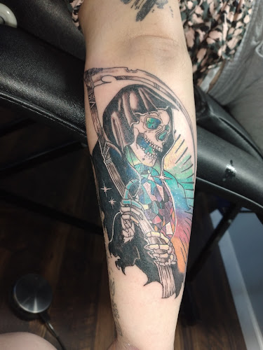 Splat Ink tattoos and piercings tattoo shop in Kewanee, Illinois