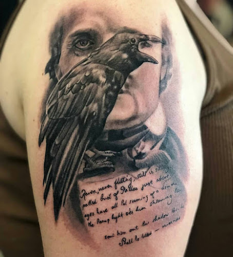 Stay Gold Tattoo Company tattoo shop in Knoxville, Maryland