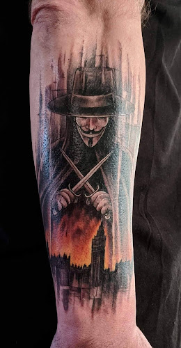 Living Canvas Custom Tattoos tattoo shop in La Crosse, Wisconsin