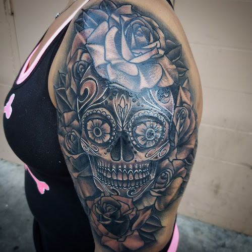 Atomic Tattoos Lakeland tattoo shop in Lakeland, Florida