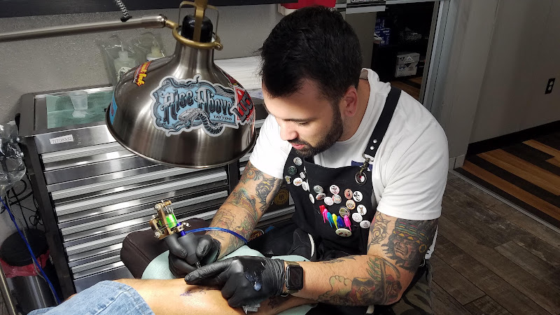 Black Swan Tattoo tattoo shop in Lakeland, Florida