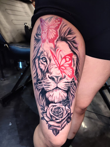 Hometown Tattoos and Stuff tattoo shop in Lansing, Michigan