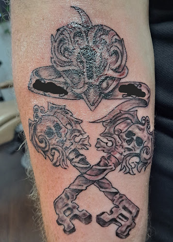 Rosco's Tattoos & Piercings tattoo shop in Largo, Florida