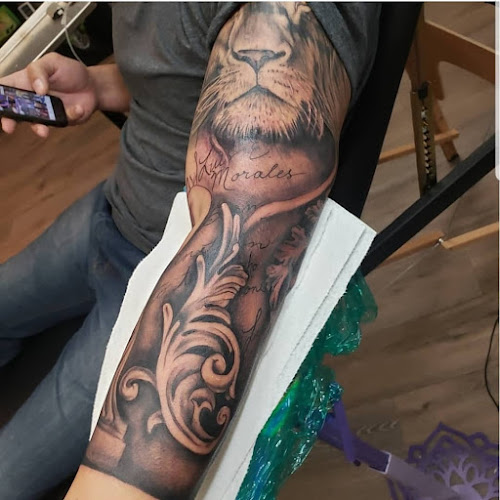 The Ivy Fine Art & Tattoo tattoo shop in Largo, Florida